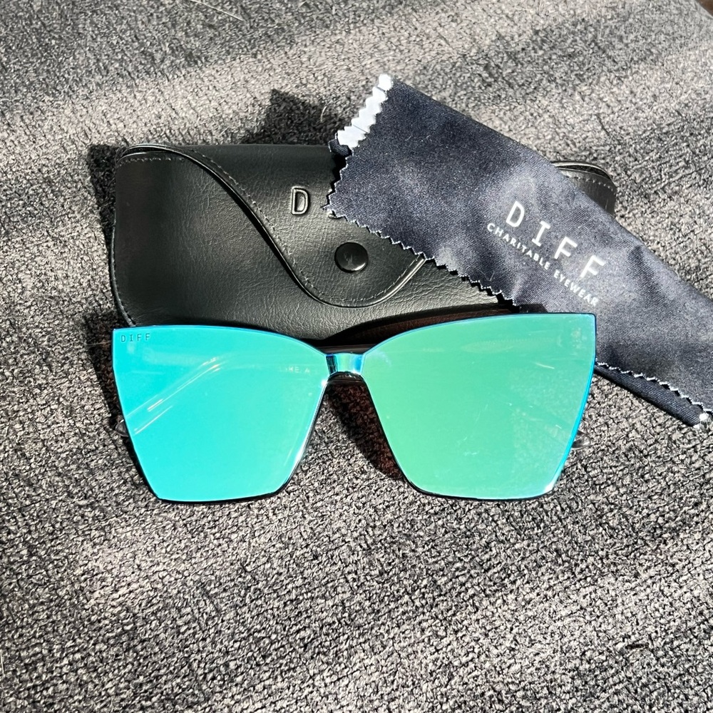 Diff eyewear women’s Goldie sunglasses